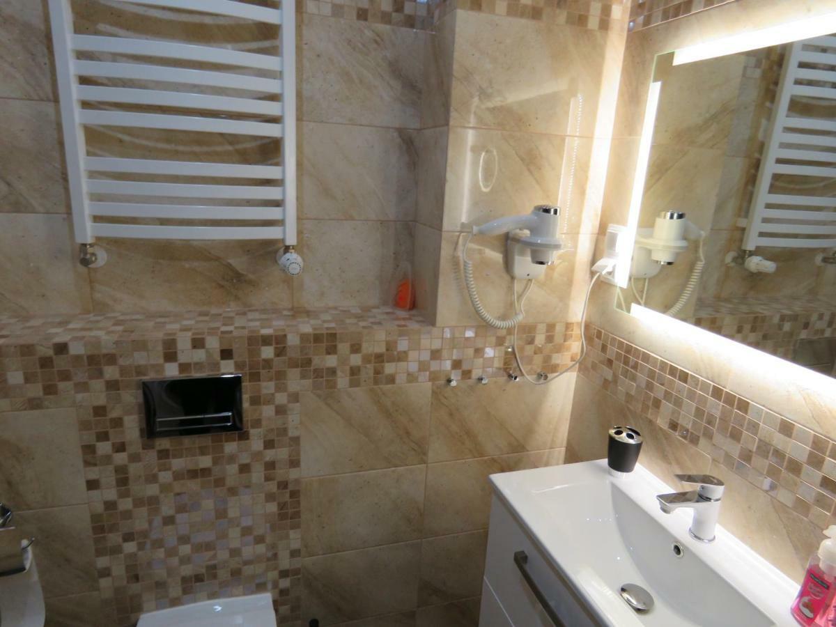 Blizej Morza U Jacka Z Garazem Apartment Kolobrzeg Exterior photo